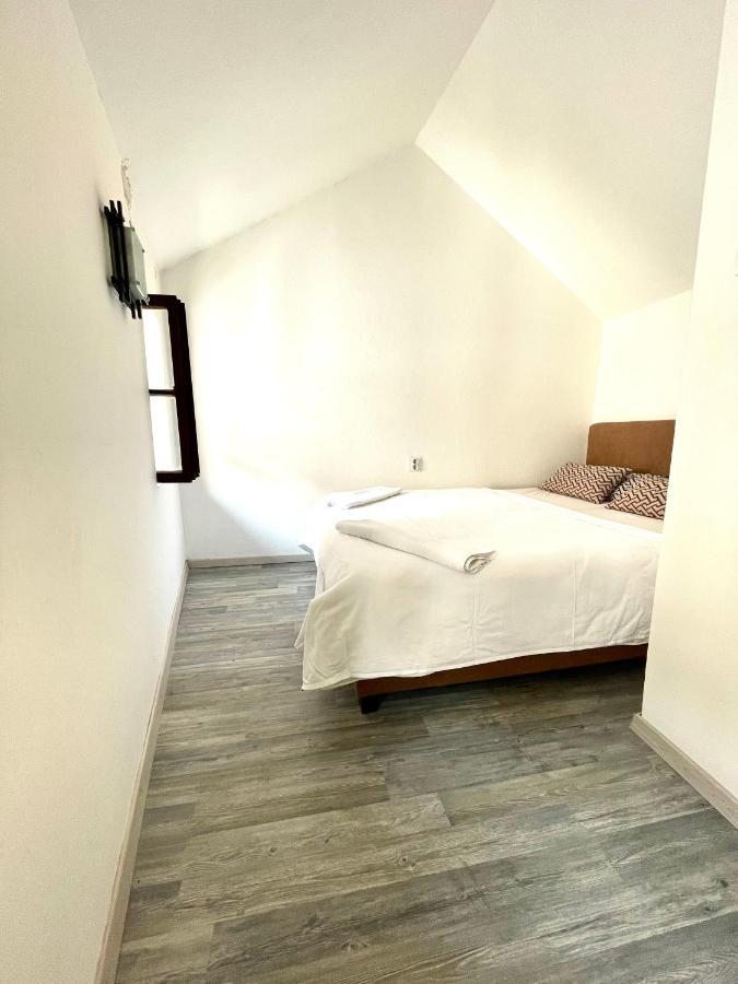كوتور St.Tripun Apartment المظهر الخارجي الصورة
