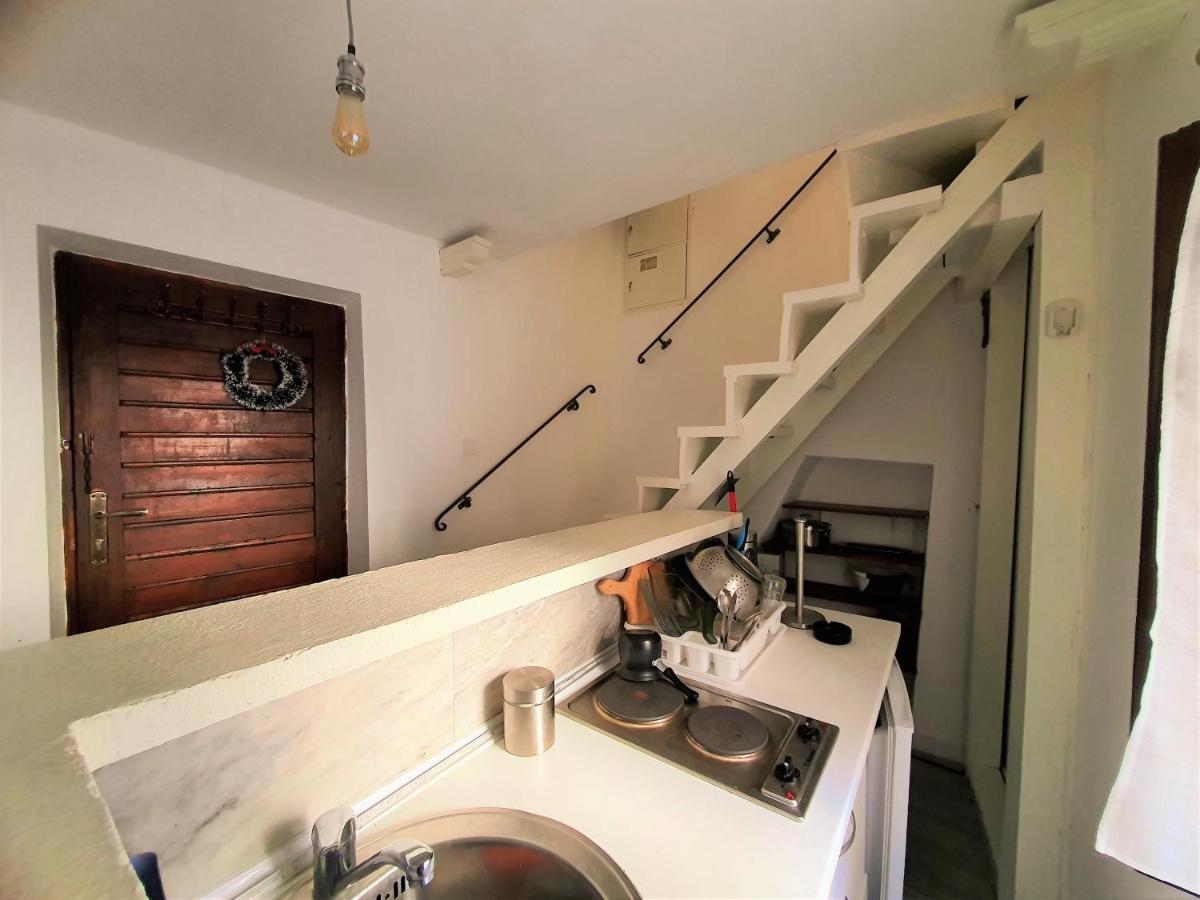 كوتور St.Tripun Apartment المظهر الخارجي الصورة